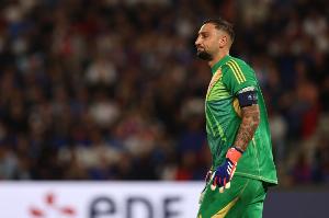 开云APP-法媒：巴黎正与多纳鲁马商谈续约，现在要看球员意愿