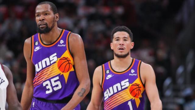 开云体育下载-生涯新高！杜兰特创又一历史神迹：死神更高效了